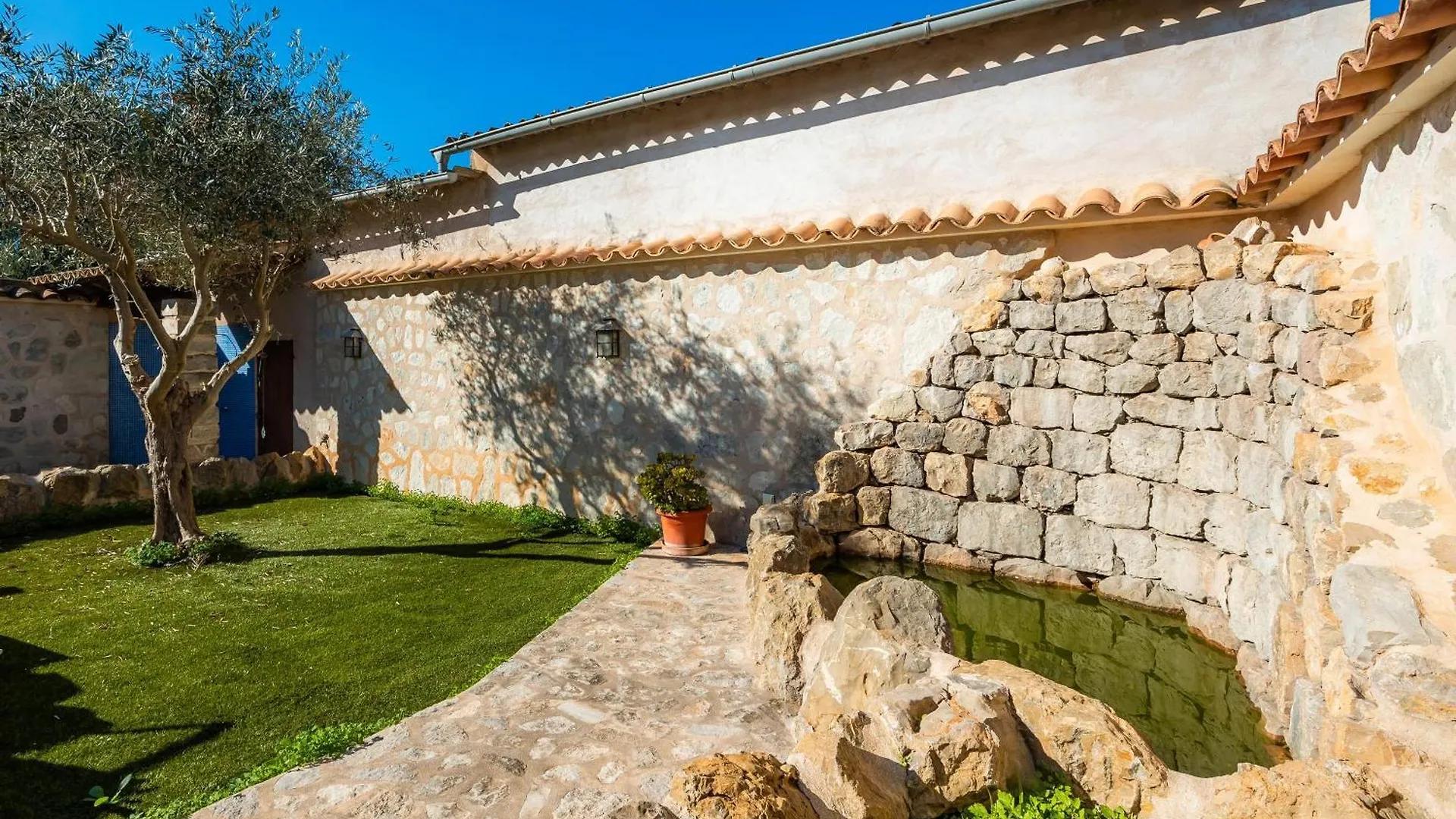 Villalonga María de la Salud